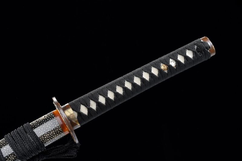 Katana Furano (acier T10 & Véritable Hamon “flamme”)